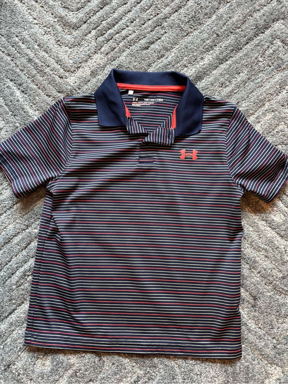 Under Armour Boys' Navy & Red Striped Polo Shirt YXS, size 7